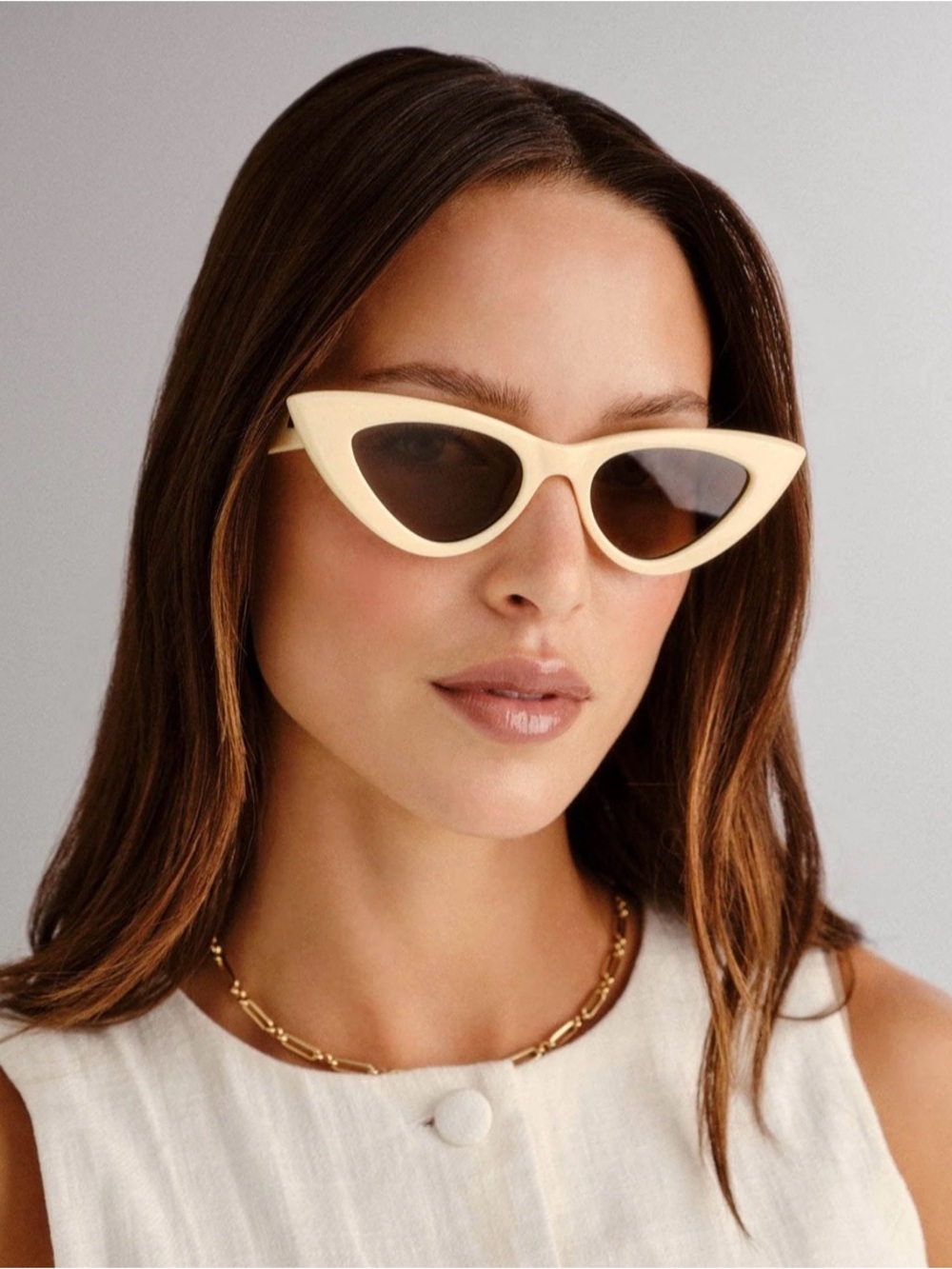 Le Specs Ivory Hypnosis Cat-Eye Sunglasses for Women - New in box